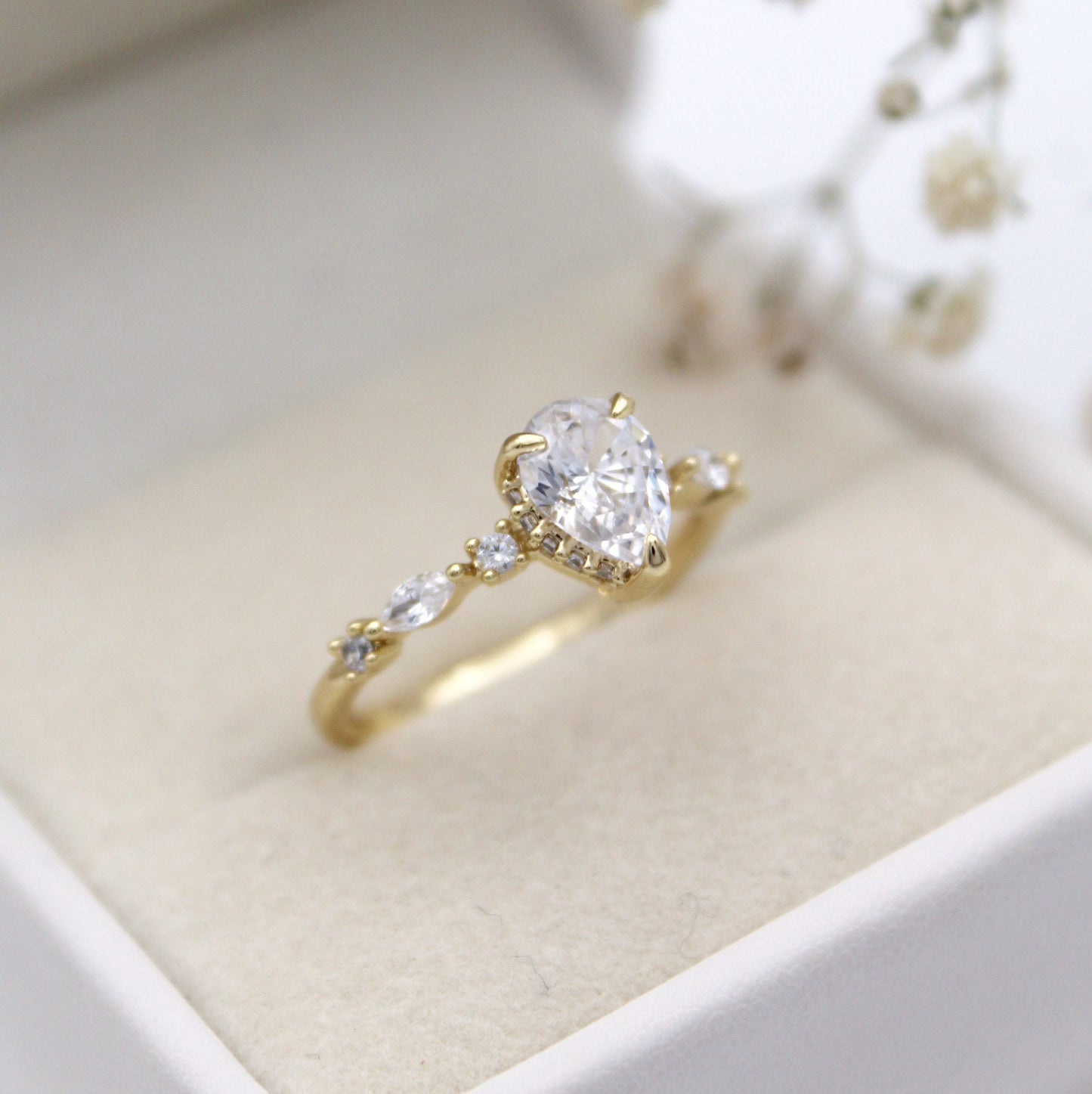 Evodia Ring