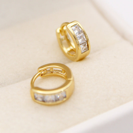 Marah Mini Huggie Earrings