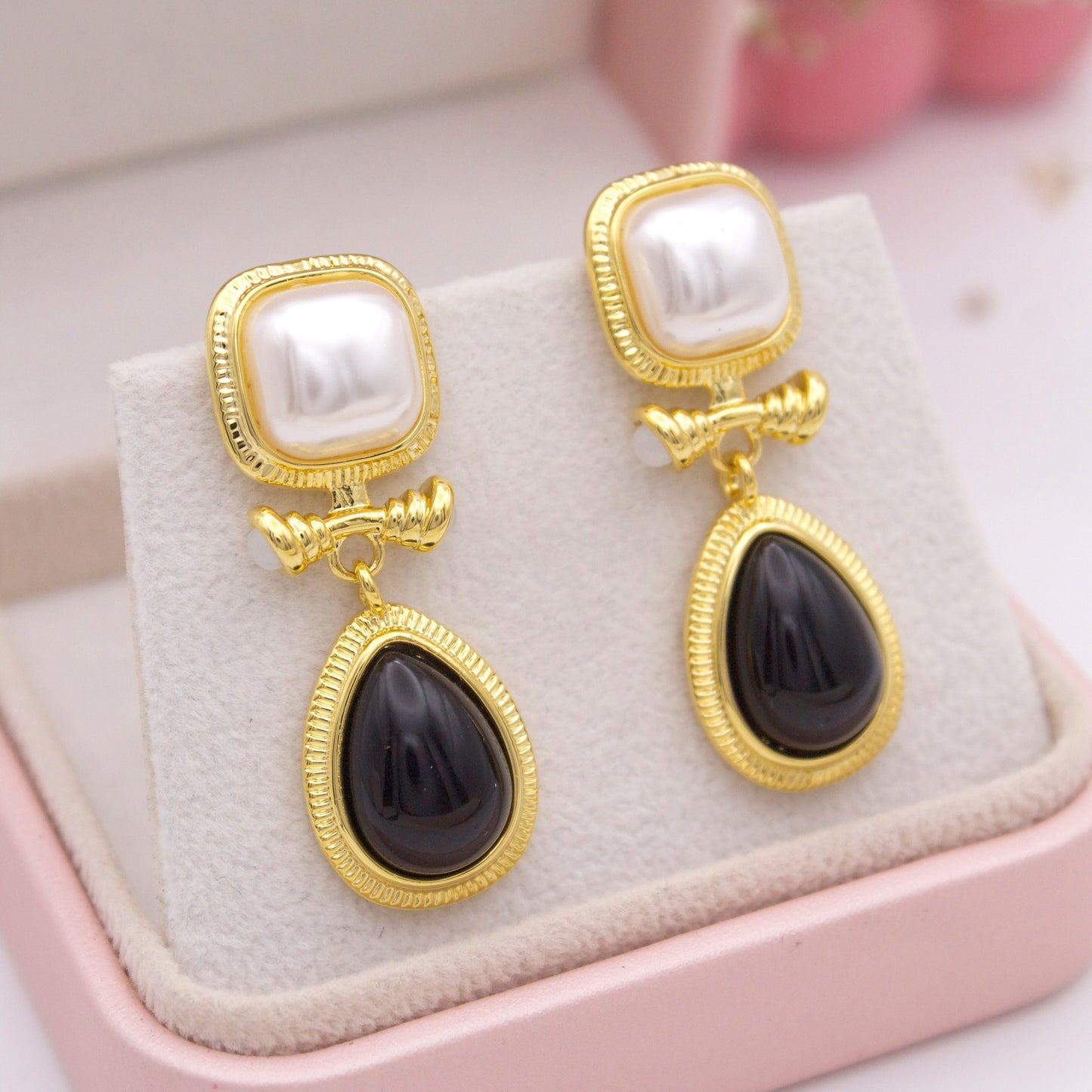 Kristen Black Stud Earrings