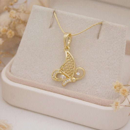 Butterfly win Necklace