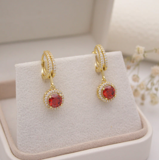 Bernabela Huggie Earrings - Rojo