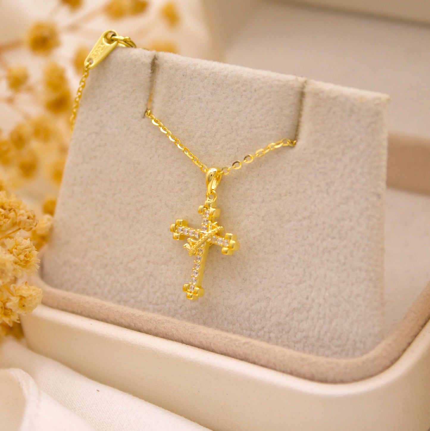 Cristo Nuestro Rey Necklace