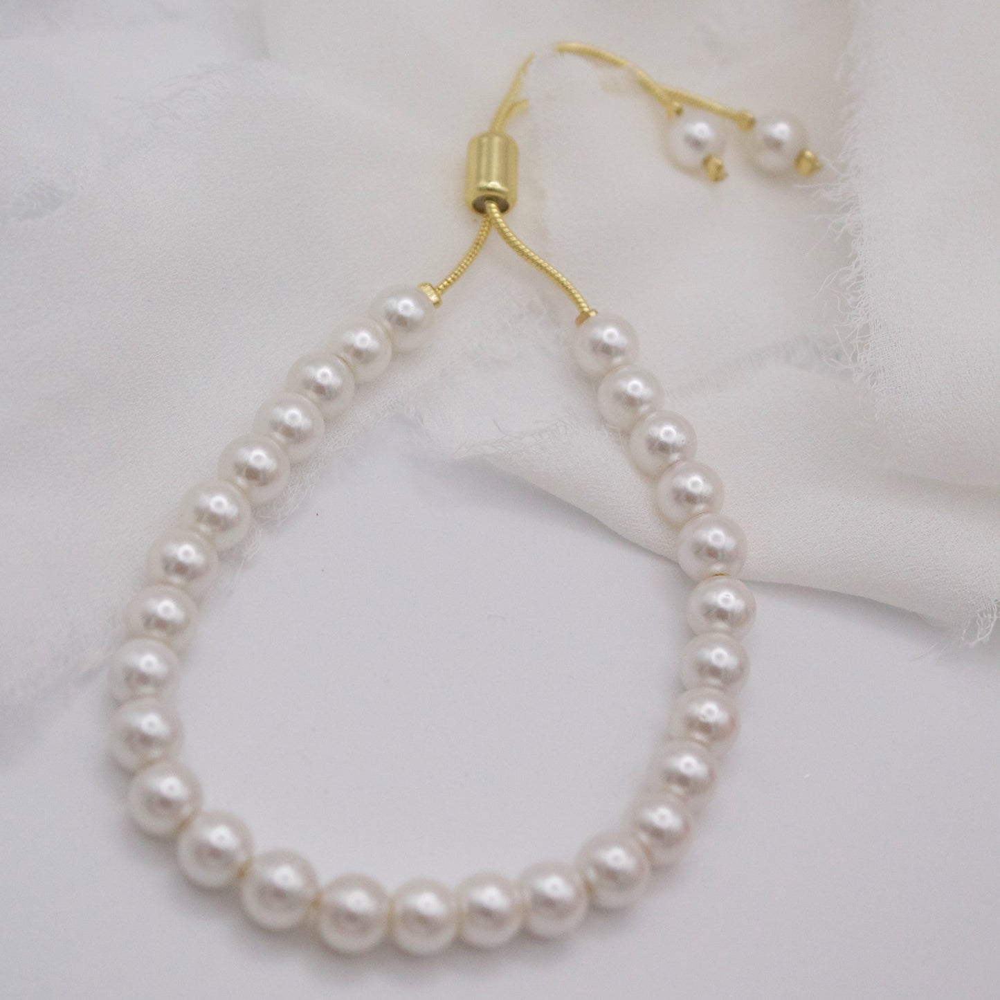 Eunoia Pearl Bracelet