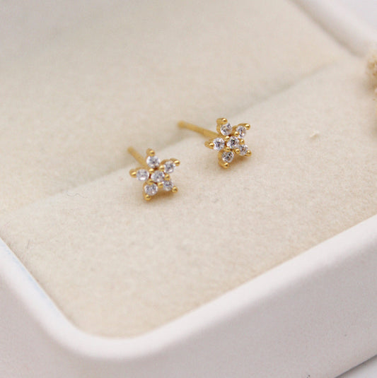 Dainty Flower Stud Earrings