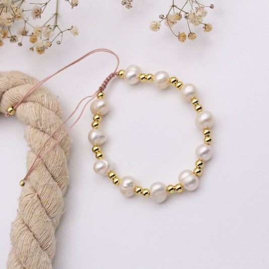 Lacey Pearl Bracelet