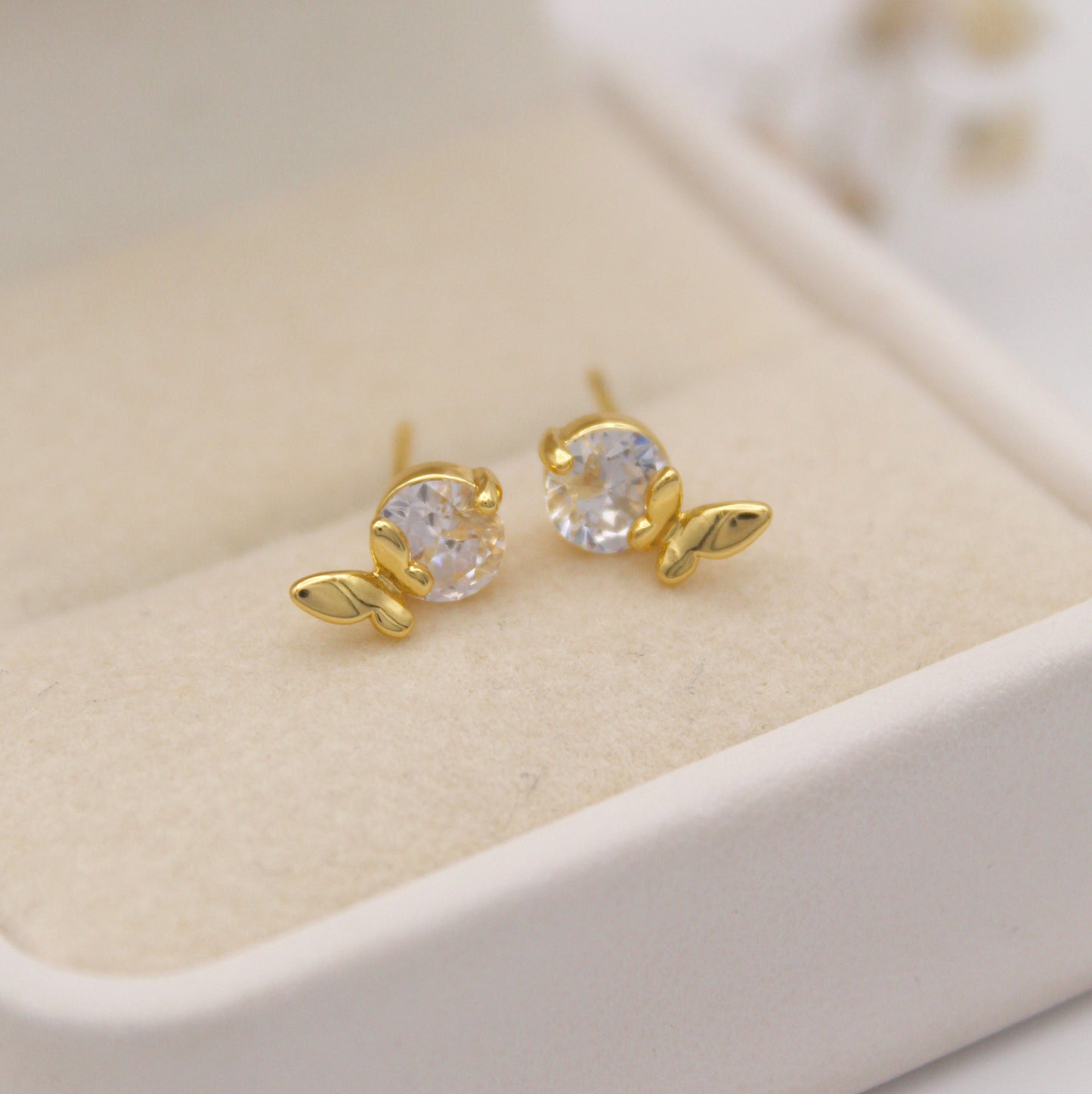 Mariposita linda Stud Earrings
