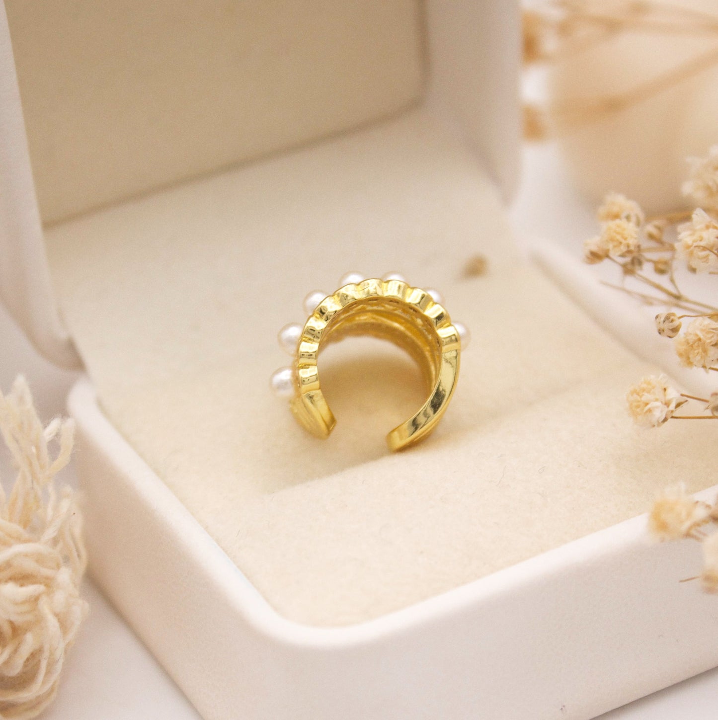 Nayeli Earcuff