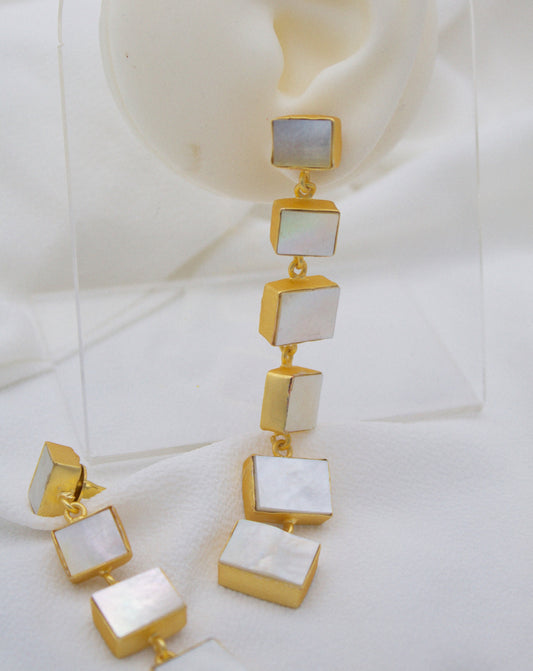 Zeynep Hindu Earrings