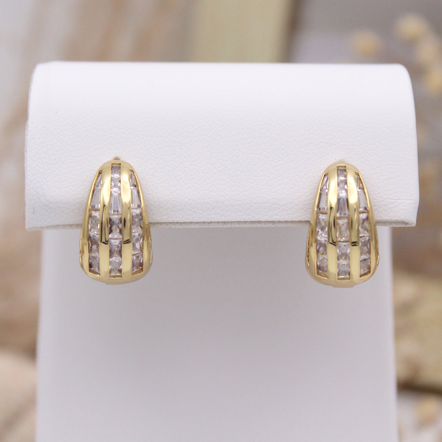 Naroa Huggie Earrings