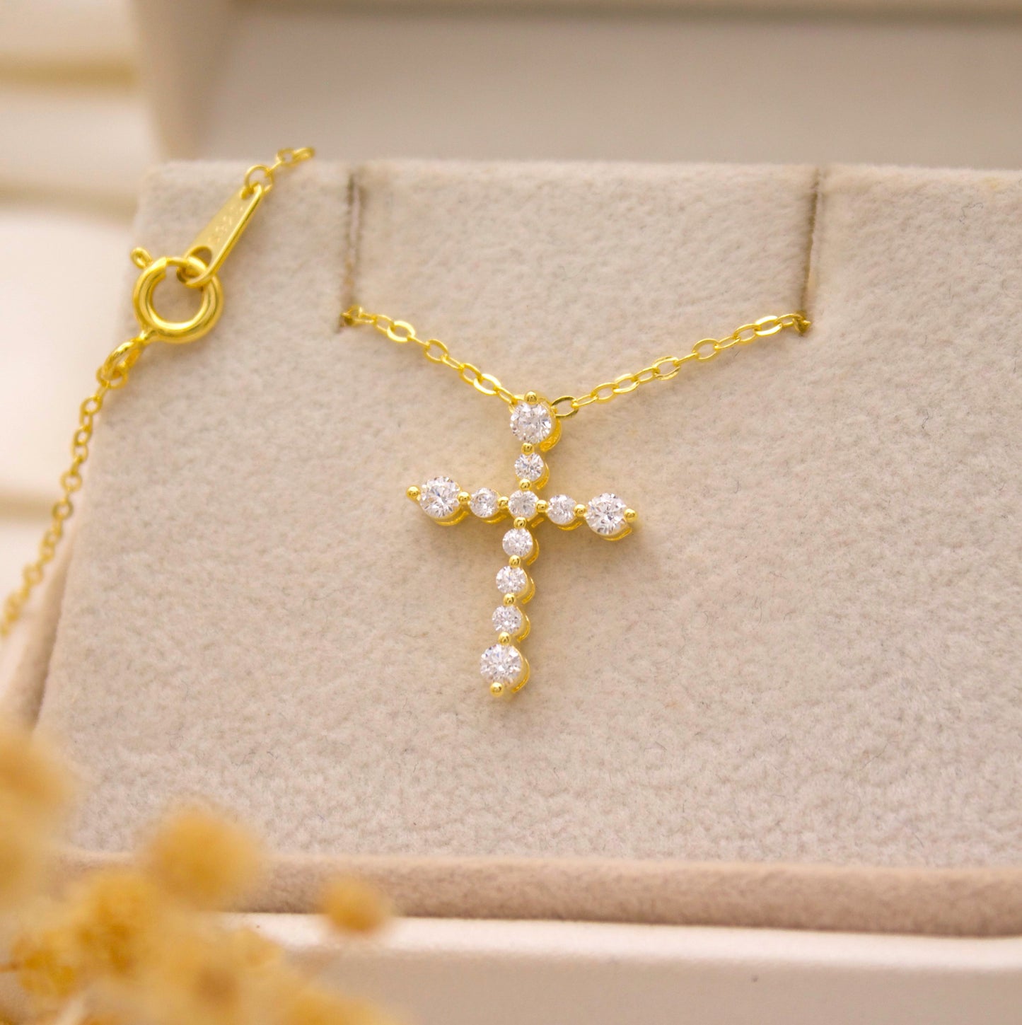 Samara Cross Necklace