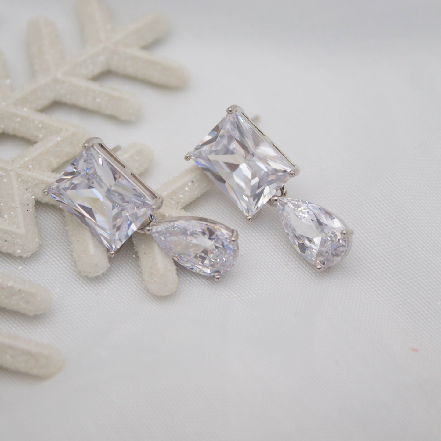 Melitina Stud Earrings