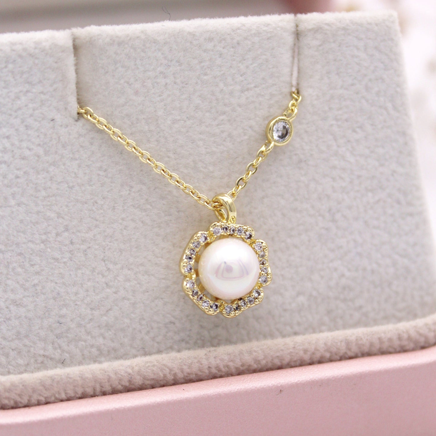Azahara Pearl Necklace