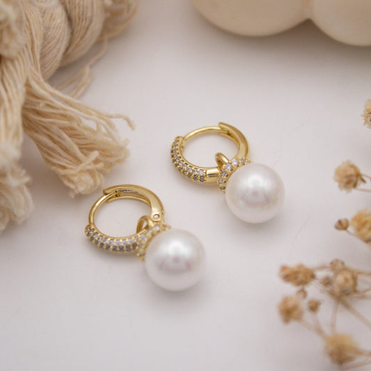 Nayra Pearl Huggie Earrings