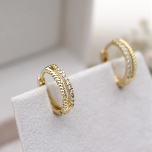 Olaya Huggie Earrings