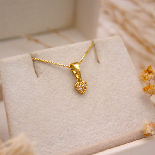 Abril Heart Necklace