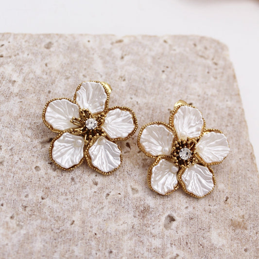 Azeneth Stud Earrings