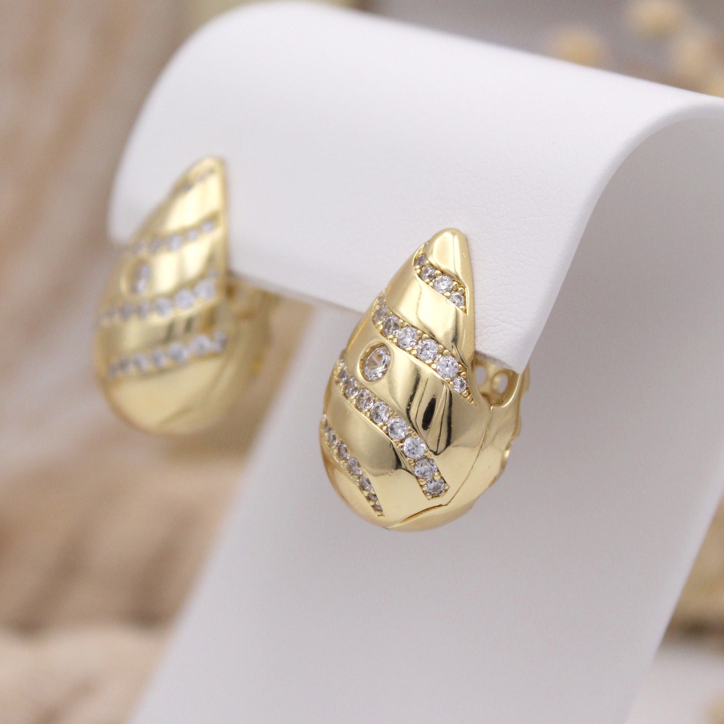 Hilda Hoop Earrings