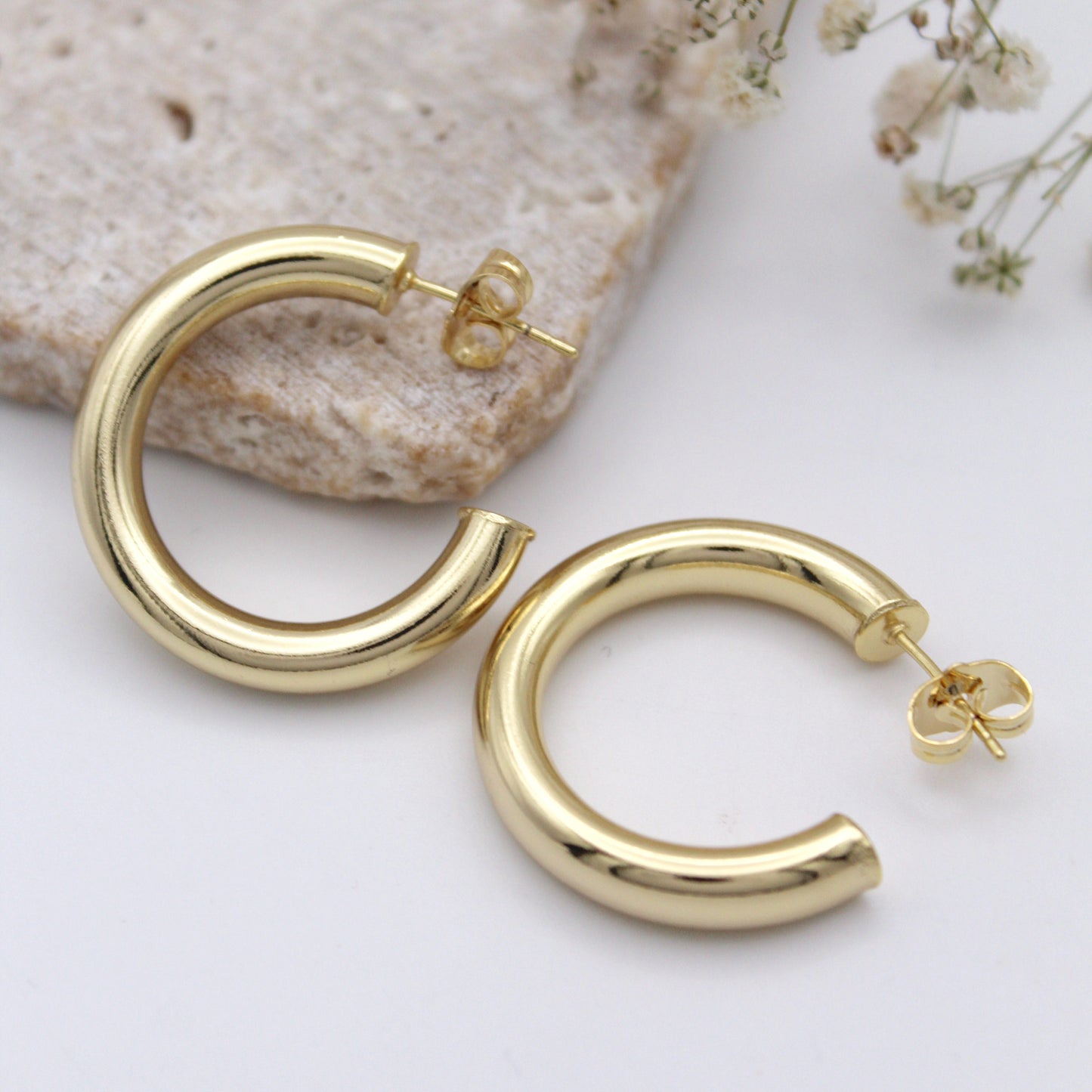 Saorise Hoop Earrings