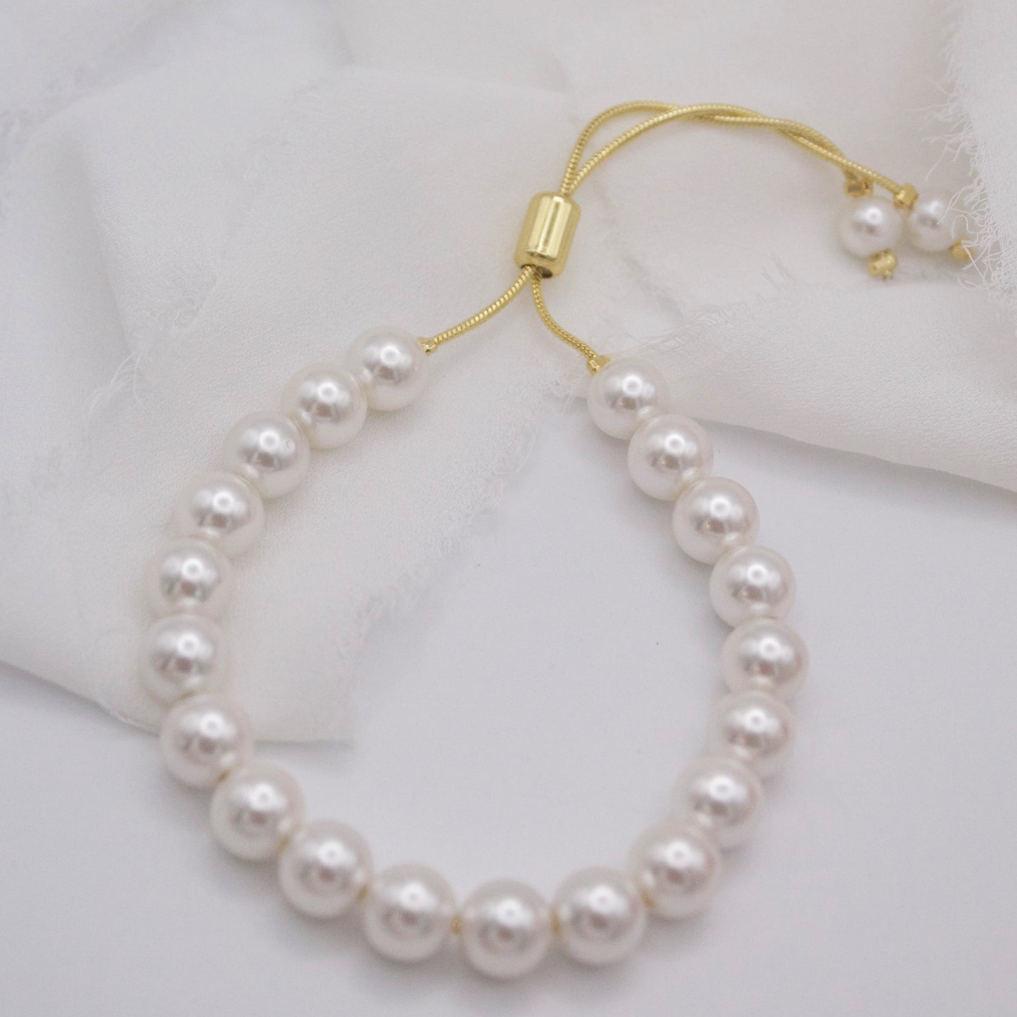 Eunoia Pearl Bracelet
