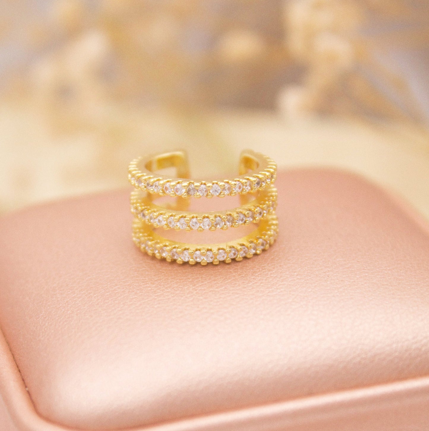 Cerise Earcuff