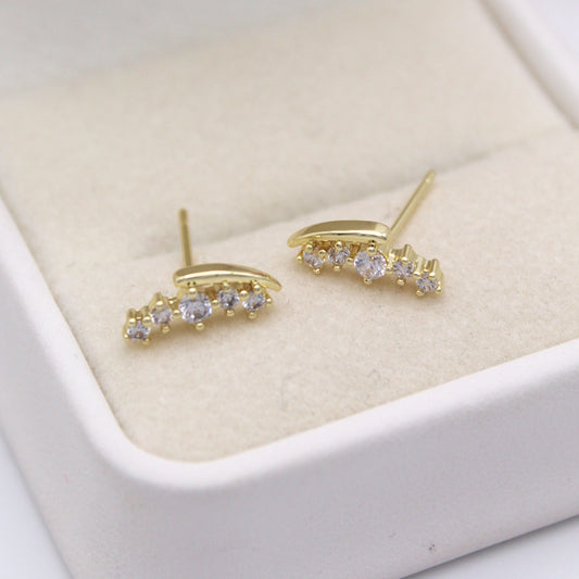 Vainita Stud Earrings