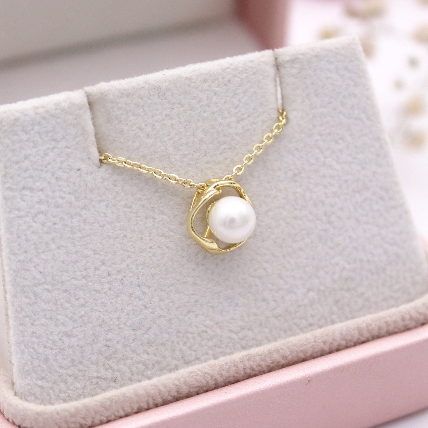 Brooklyn Pearl Necklace