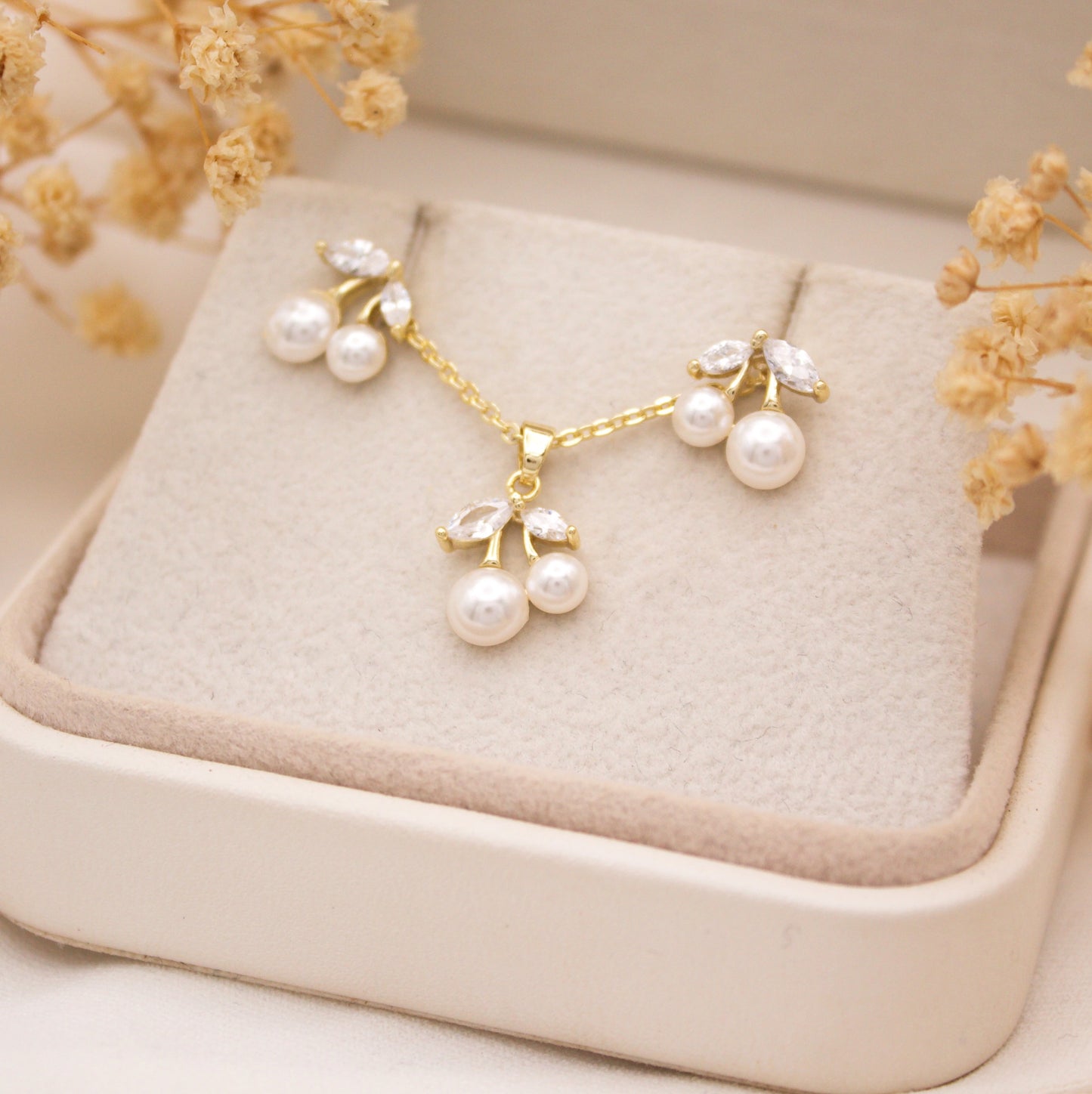 Sweet Cherry Jewelry Set