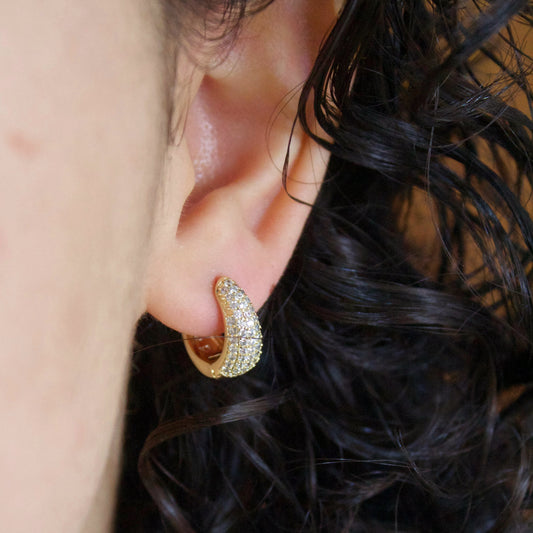 Vero Huggie Earrings