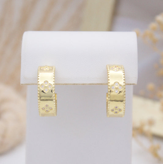 Beyza Clover Stud Earrings