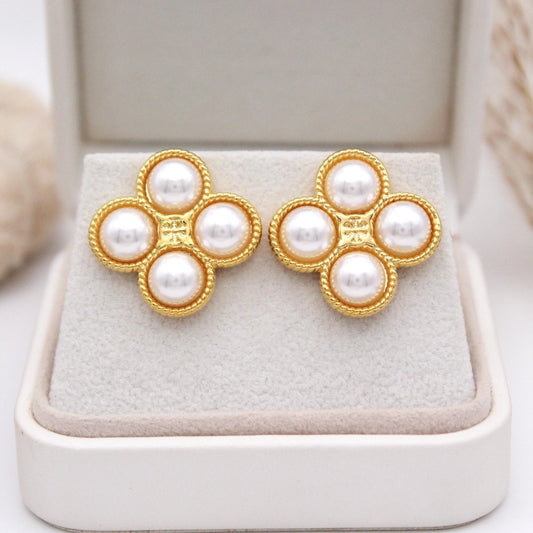 Georgianna Pearl Earrings