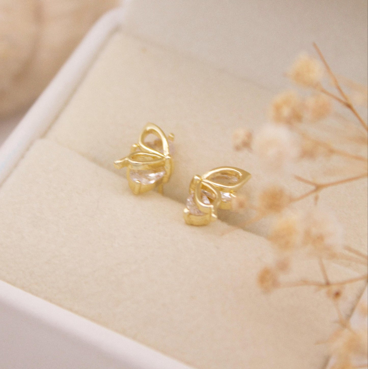 Danahe Stud Earrings