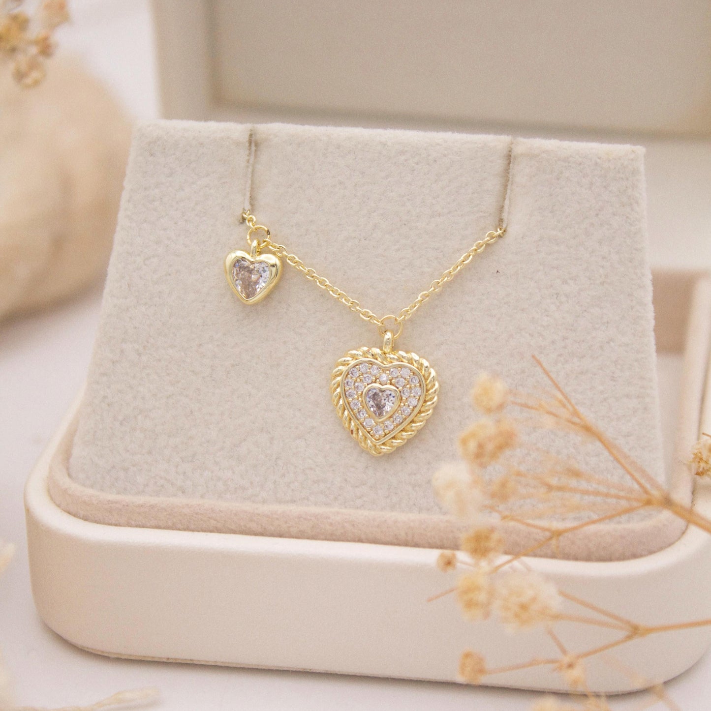 Arlet Necklace