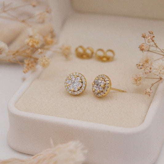 Linnae Stud Earrings