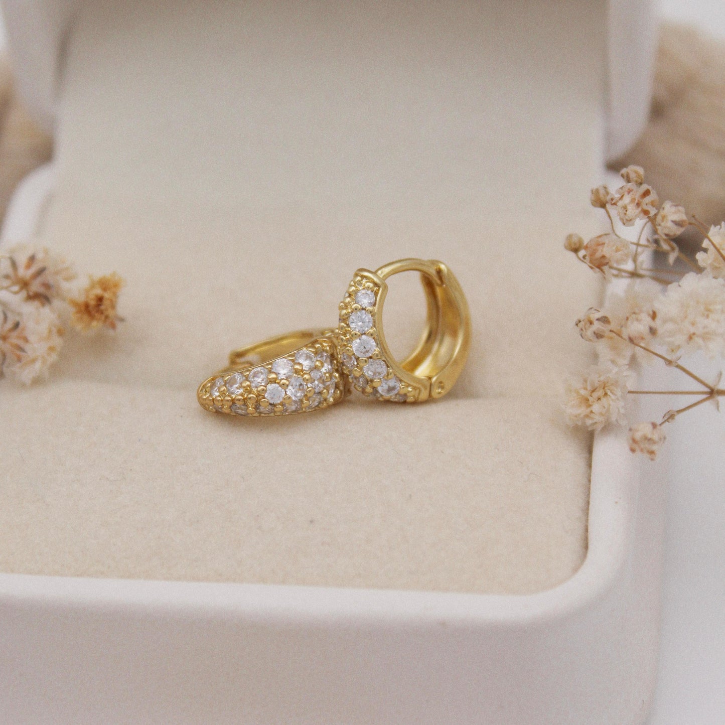 Ivelle Mini Huggie Earrings