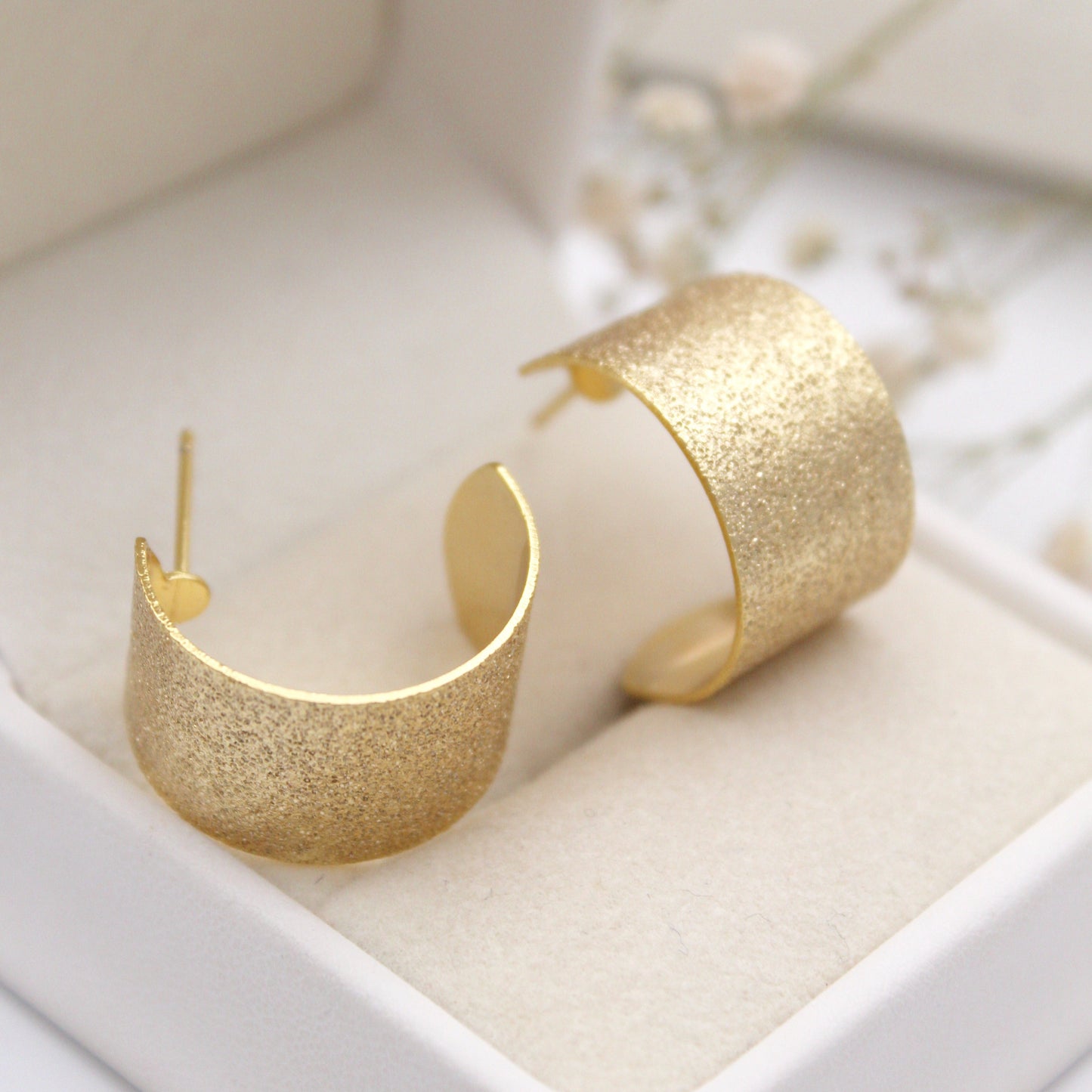 Samarah Hoop Earrings