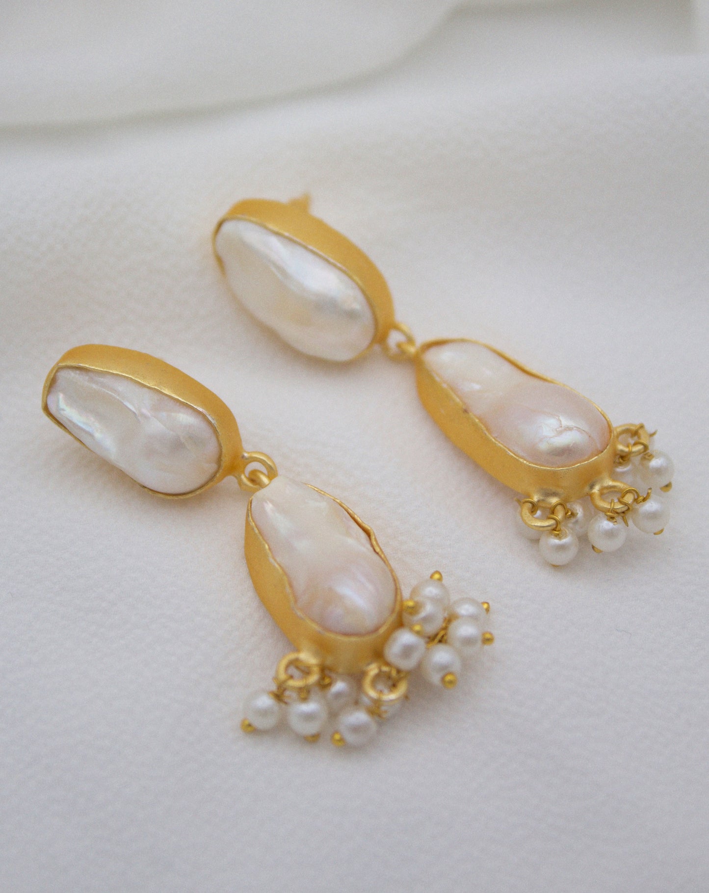Maissa Hindu Earrings