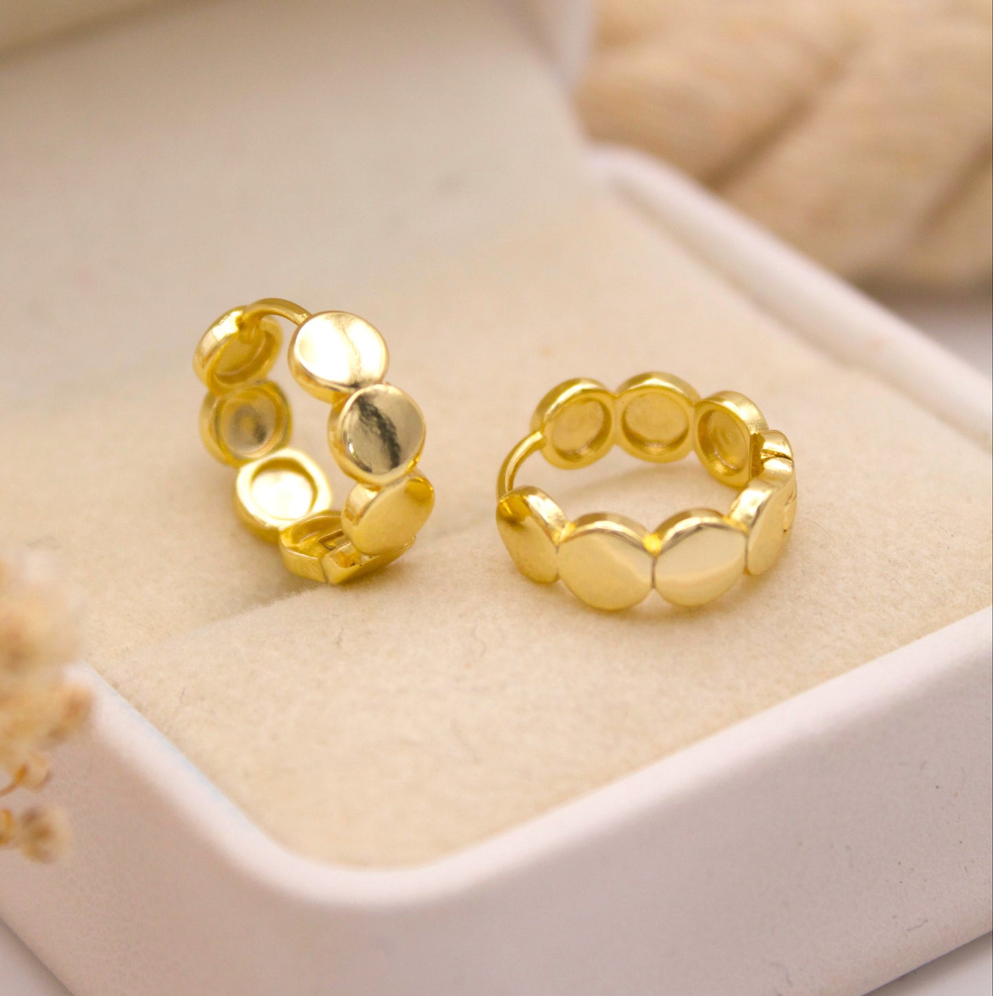 Lorely Huggie Earrings