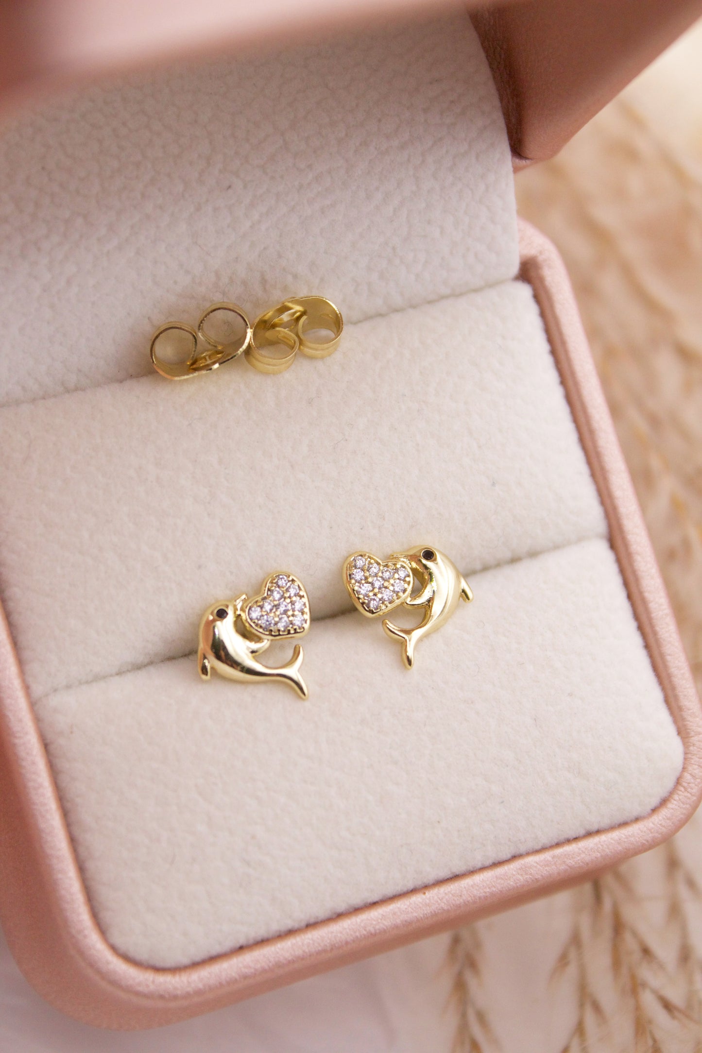 Delfincitos Stud Earrings