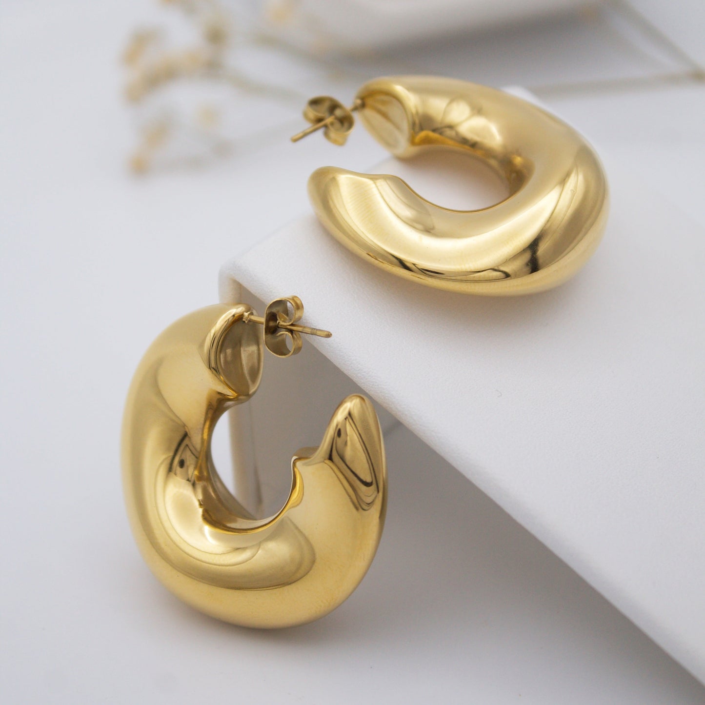 Prisca Gold Hoop Earrings