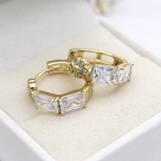 Mireya Huggie Earrings