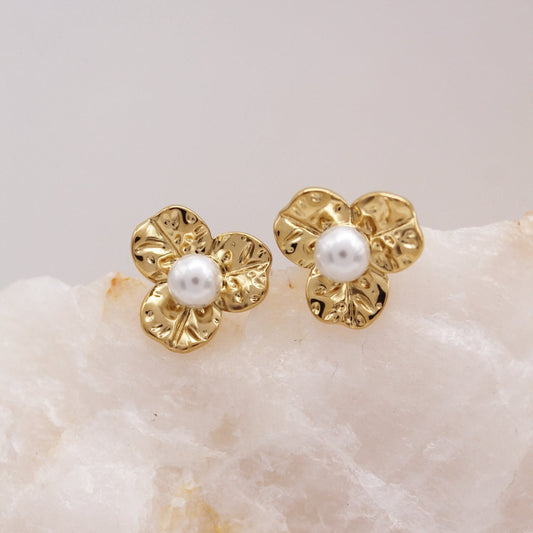 Kiarael Stud Earrings