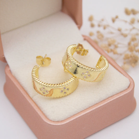 Beyza Clover Stud Earrings