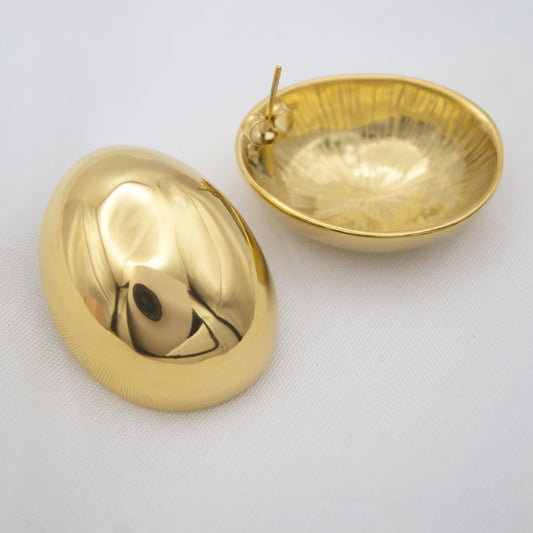 Waleska Gold Stud Earrings