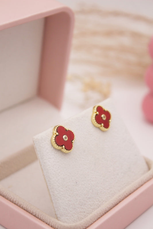 Suzette Clover Stud Earrings - Rojo