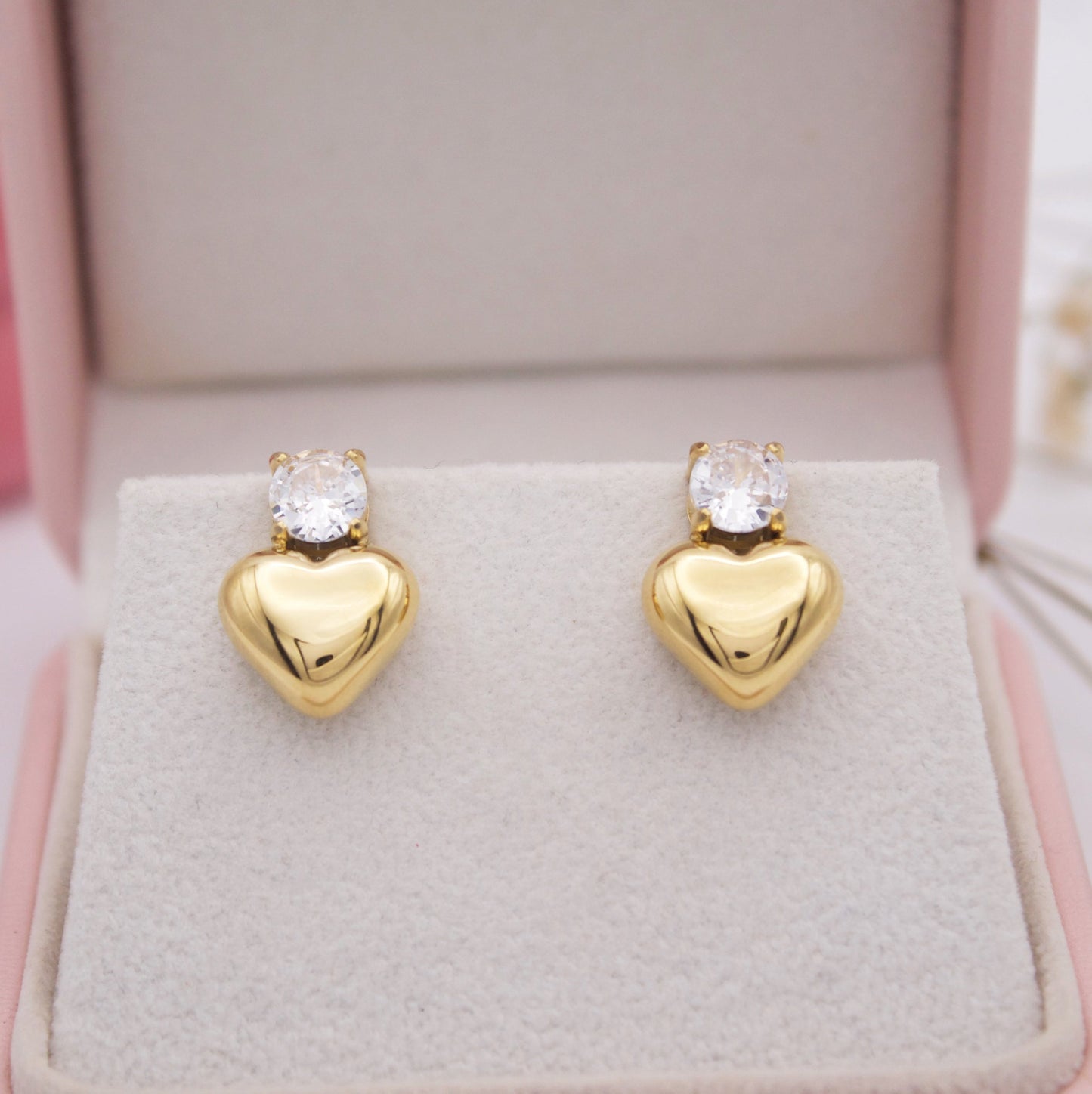 Sira Heart Stud Earrings