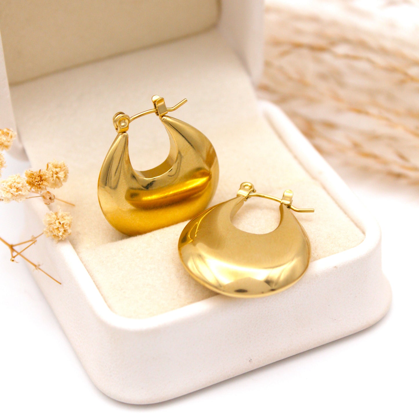 Gloria Hoop Gold Earrings