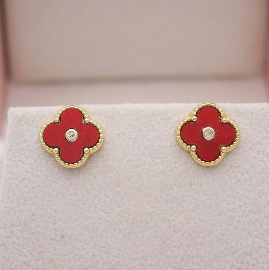 Suzette Clover Stud Earrings - Rojo