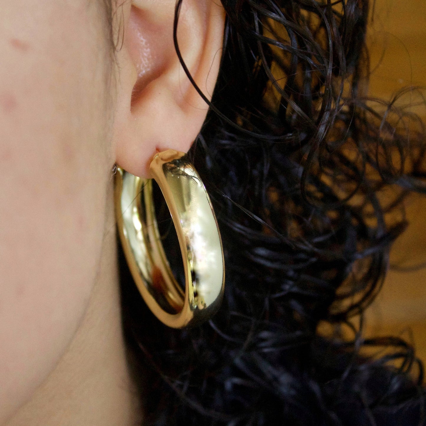 Wanda Maxi Hoop Earrings