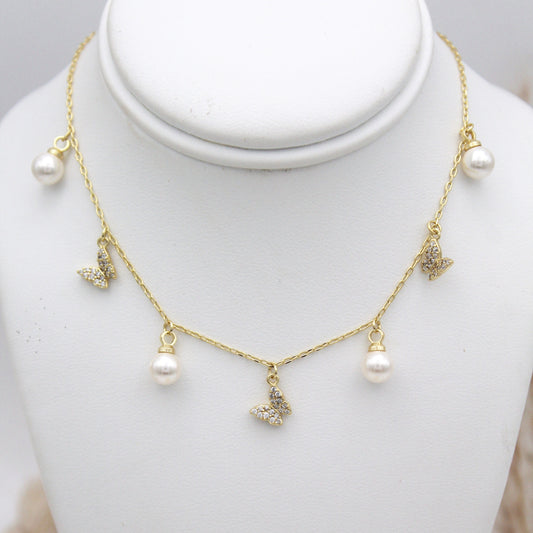 Iris Pearl Necklace