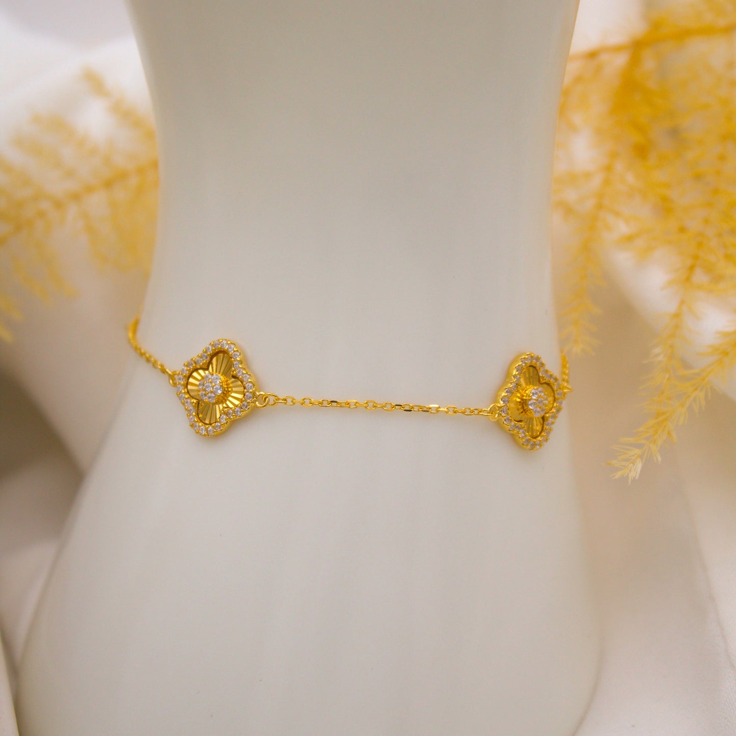 Cleef Clover Bracelet